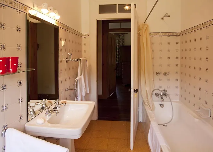 Отель Quinta Das Colmeias